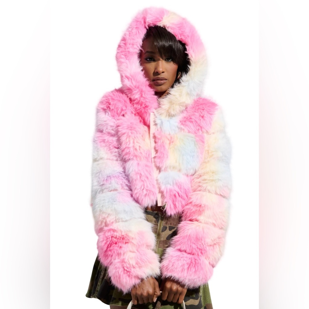AKIRA NWT Stunning Multicolor Faux Fur Cropped Teddy Hooded Jacket (0722)